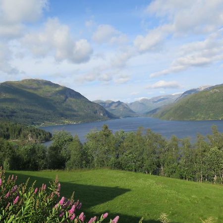 Studioleilighet I Haukedalen Holsa Luaran gambar